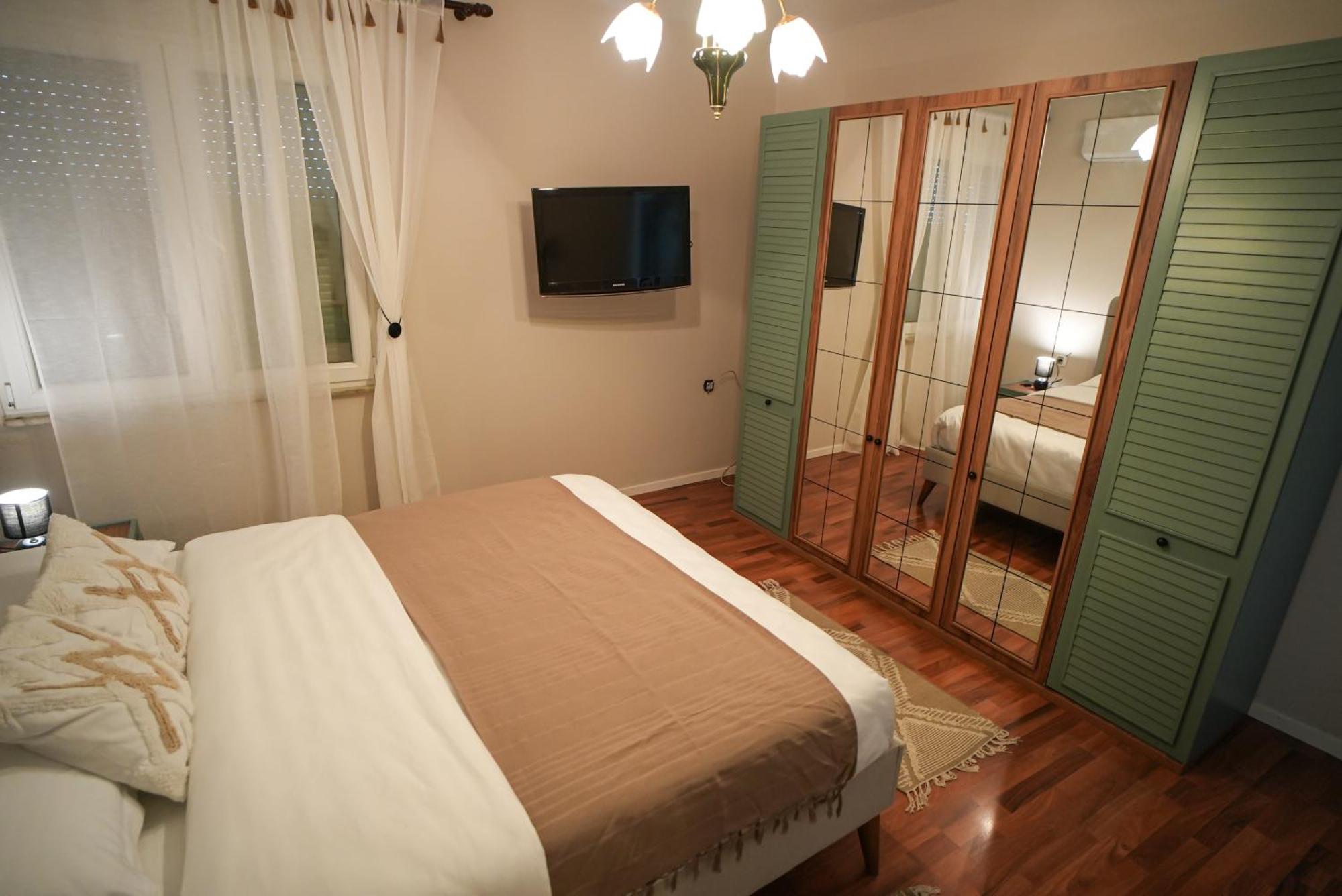 Grandpa House - App.3 Apartment Tirana Exterior photo
